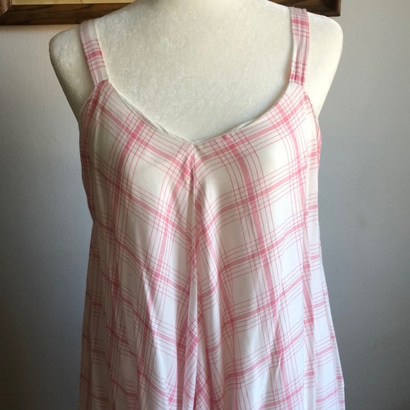 Simple throw over dress. GREAT FOR FESTIVALS! - Picture 2 of 5